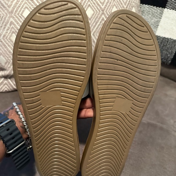 Solanz Shoes for Women - Picture 1 of 5